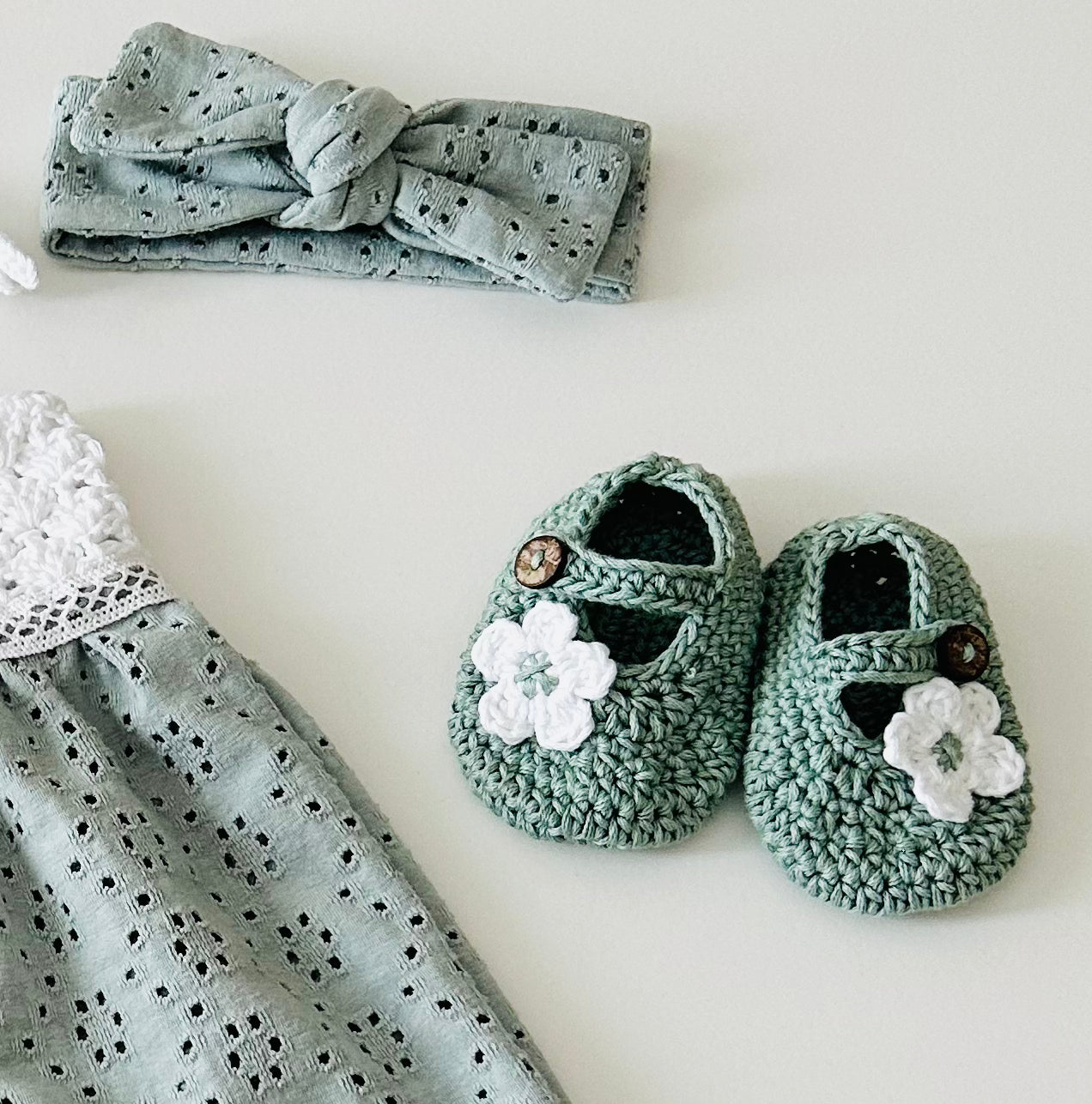 Daisy Bootees - Sage