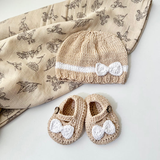 Baby Bow Gift Box - Biscuit