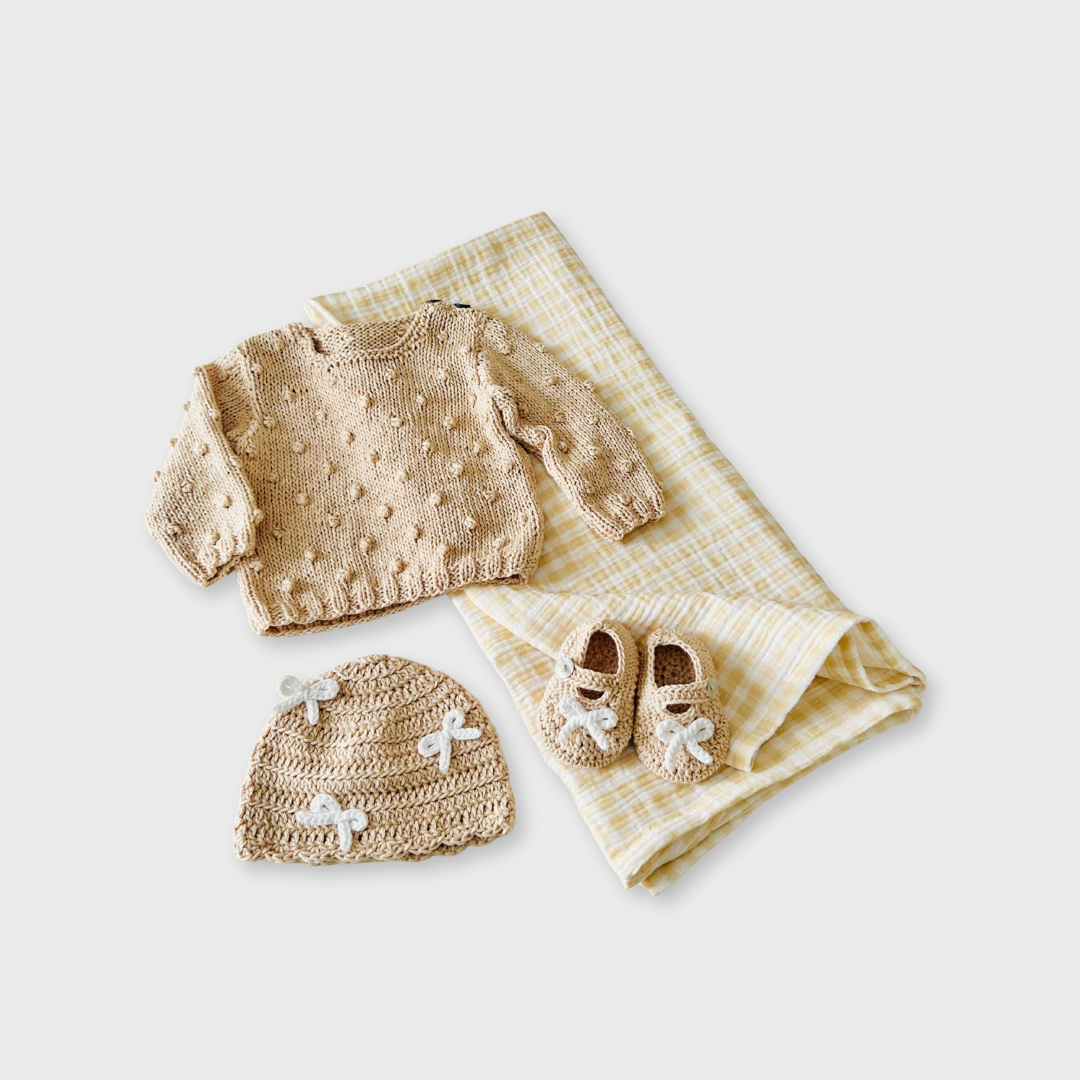 Baby Bow Gift Box - Biscuit