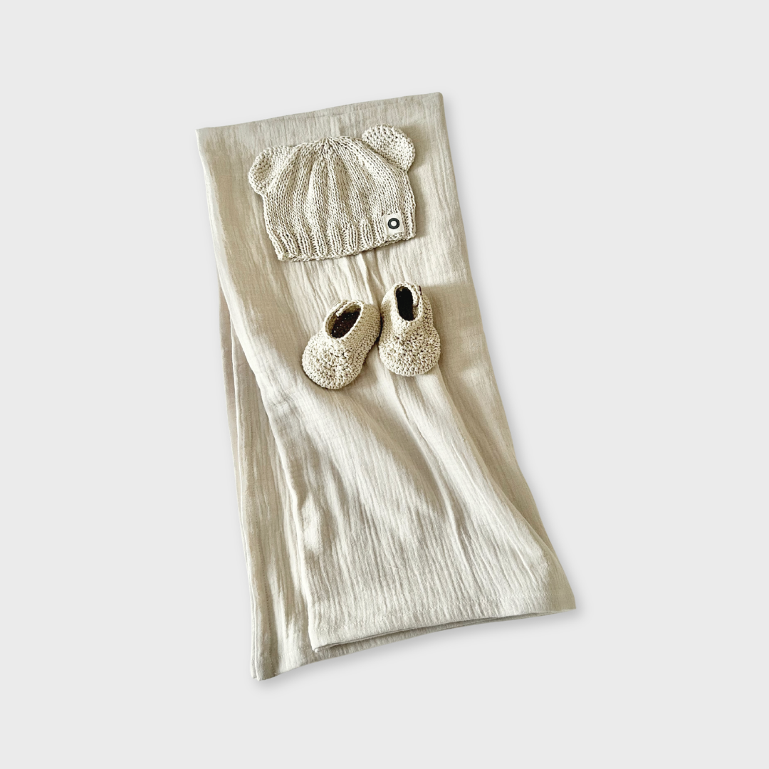 Baby Bear Gift Box - Oatmeal